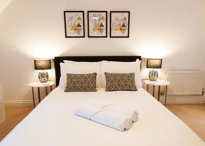 Atlas House - Ideal For Contractors Or Derby County Fans